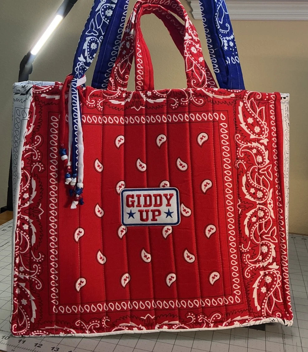 Giddy Upn - Large Bandana Bag